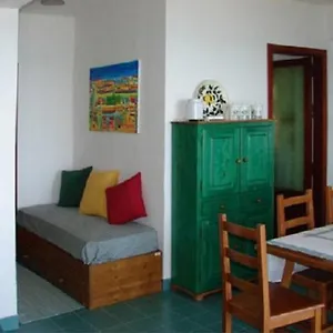 https://le-terrazze-di-apollo-case-tilotta.sicilyhotelsitaly.net