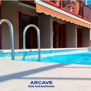 https://arcave-luxury-apartments.it-lombardy.com